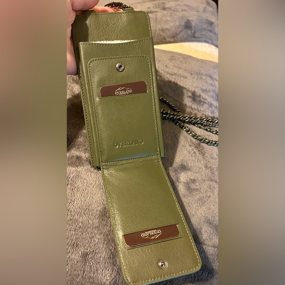 Overland “Izmir” Leather Phone Wallet w/ Chain Strap in Hunter Green - Picture 5 of 15